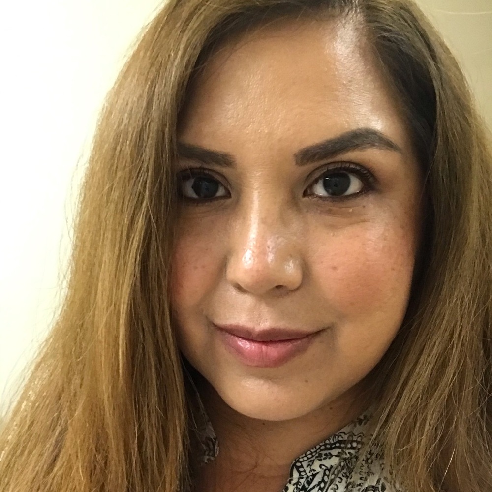 Meet your Posher, Delia